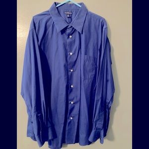 Croft & barrow blue long sleeve button up shirt